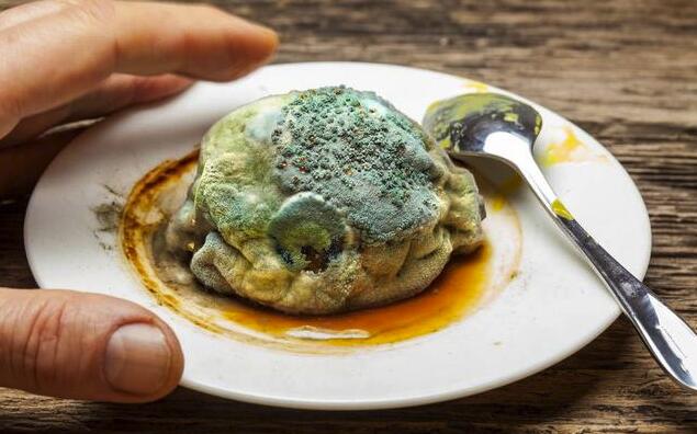 身体1处臭,2处黄,3处疼,最好去查一下