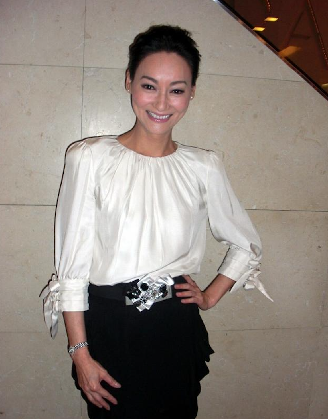 59岁惠英罕有公开泳装照好身材不输嫩模,曾自资10万拍摄青春影集