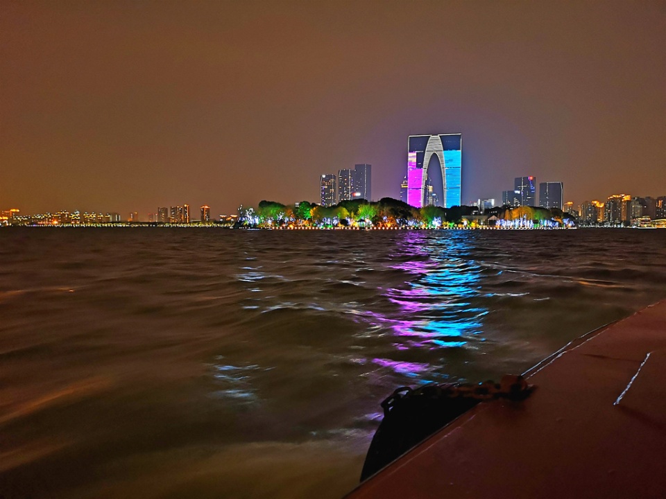无与伦比的苏式风情苏州金鸡湖畔的绝美夜景