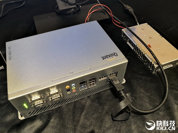 AMD锐龙R1000嵌入式生态展示：DFI带来名片大小超迷你系统_凤凰网科技_凤凰网