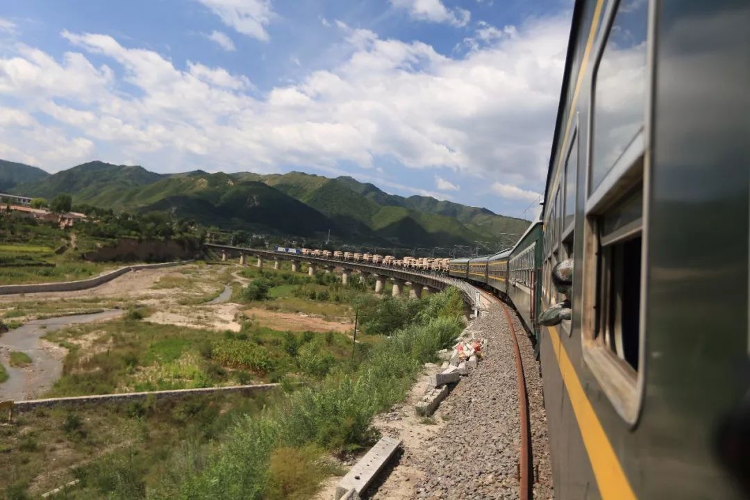 甘肃山丹空军训练基地图片