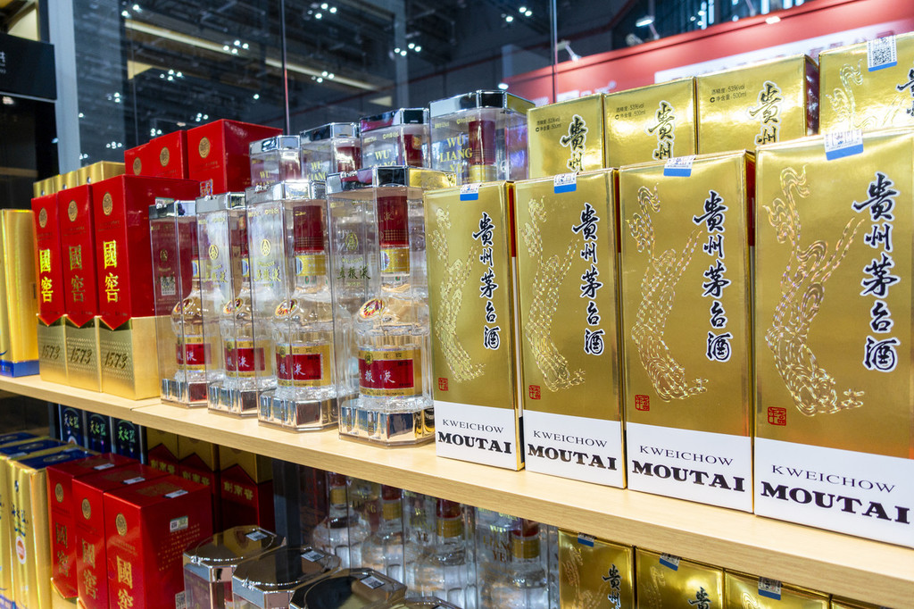 五粮液酒鬼酒接力涨价高端路线成白酒业竞争法宝