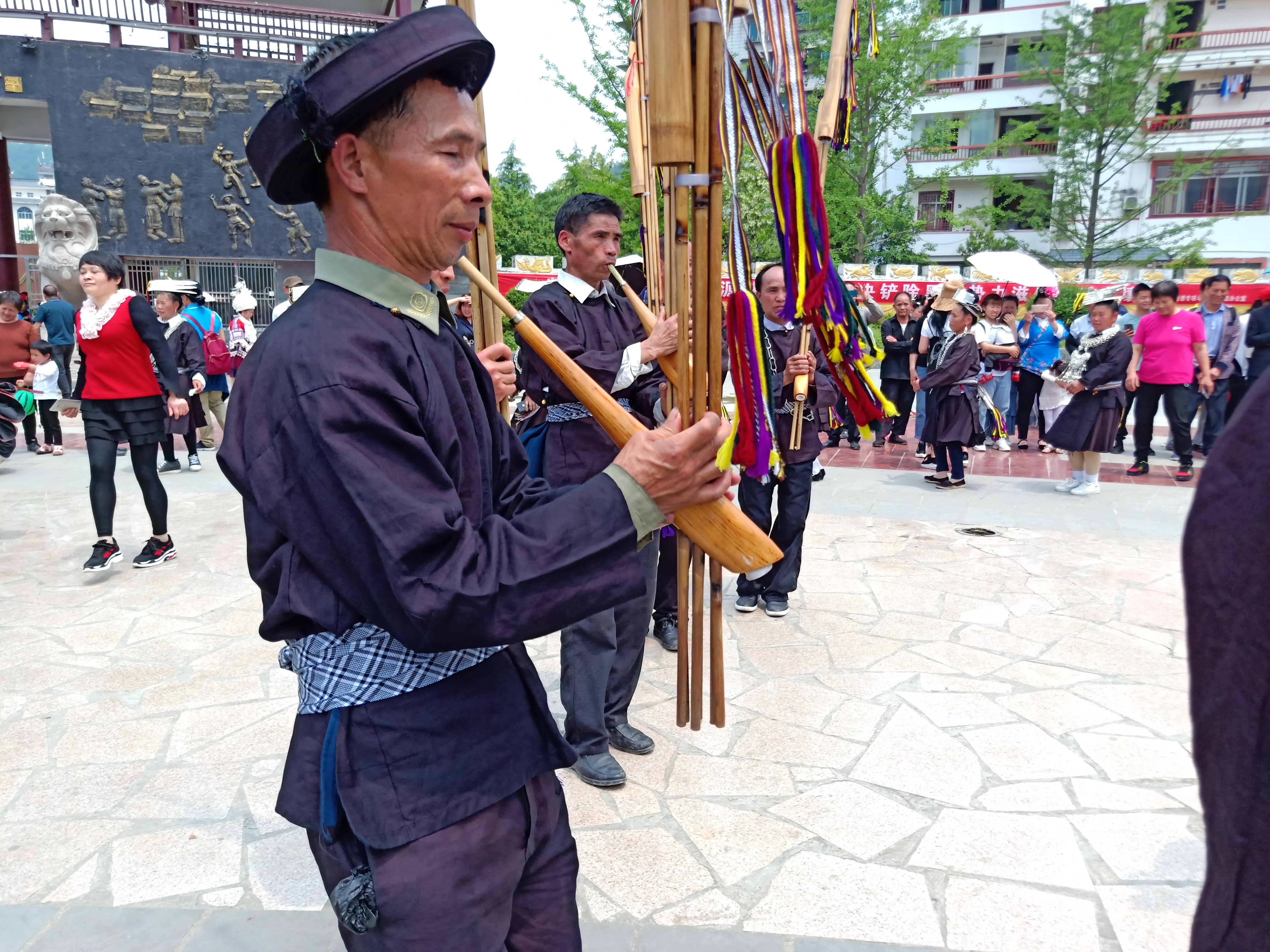 川,特別貴州少數民族地區,逢年節日,人們都要舉行各式各樣的蘆笙會