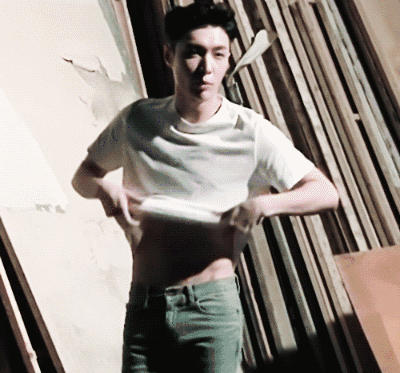 65kg张艺兴牛奶肌 腹肌刚刚好!小胖子这么逆袭的__凤凰网