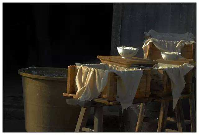 观豆腐小磨坊有感—母亲节回忆之品尝妈妈做的豆腐__凤凰网