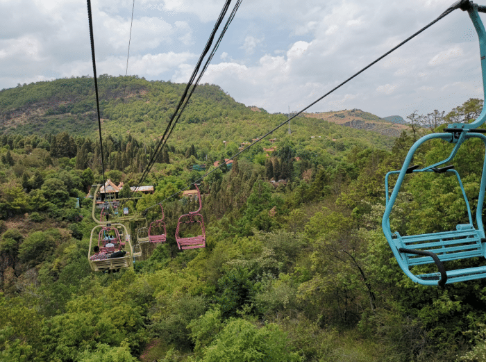 七彩云南九乡揽胜九十九溶洞群与空中彩虹索道