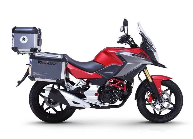 特别是五羊本田的猛鸷190,下压150上赶250,油耗和性能得到比较完美的