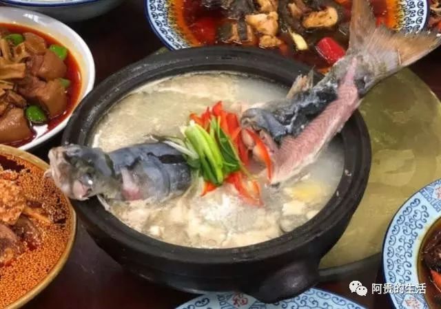 它是四川雅安“独有”的鱼，鱼脑里有把“宝剑”你吃过这种鱼吗？__凤凰网