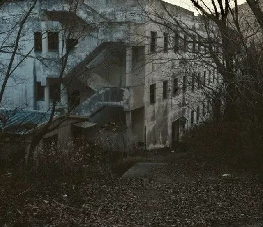 韩国凶地——昆岩池__凤凰网