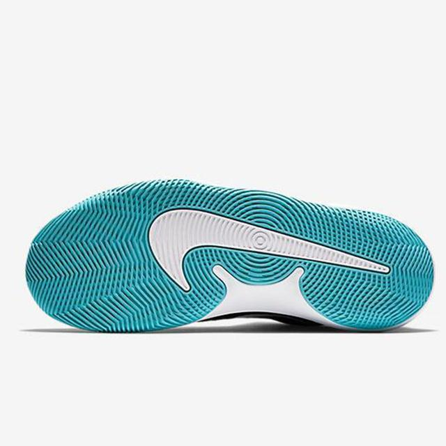 耐克全新入门级的球鞋nike air precision