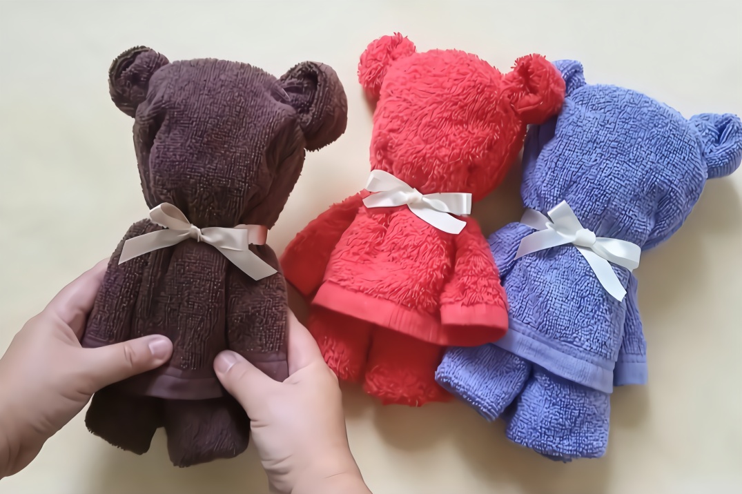 教你用毛巾折出小熊玩偶,为了孩子也要学一学!