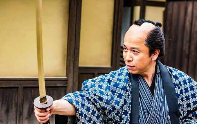 日本除了有武士和忍者外,还有浪人,他们在社会属于什么地位?_凤凰网