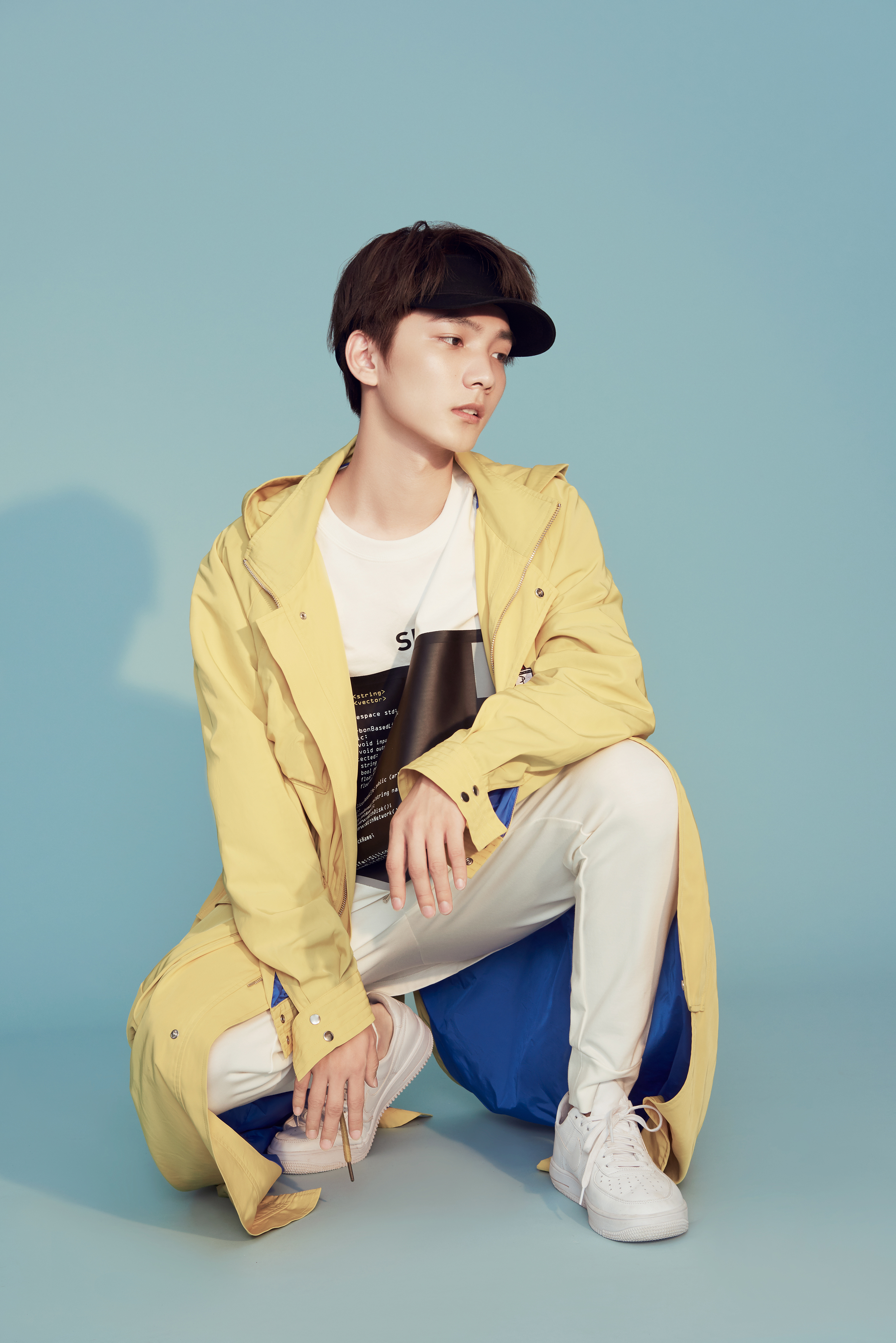 祁宋休闲大片曝光 柠檬黄少年青春正当时