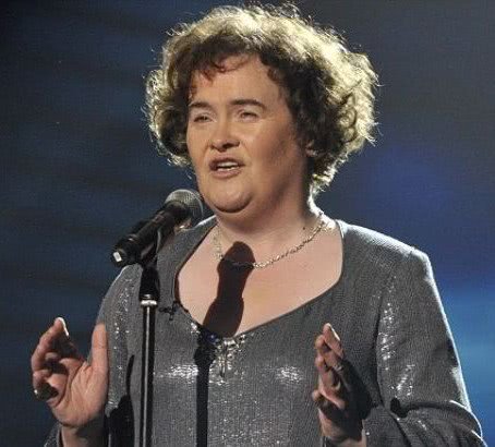 苏珊大妈再次参加达人秀,如今为了弥补当年的遗憾再一次出发