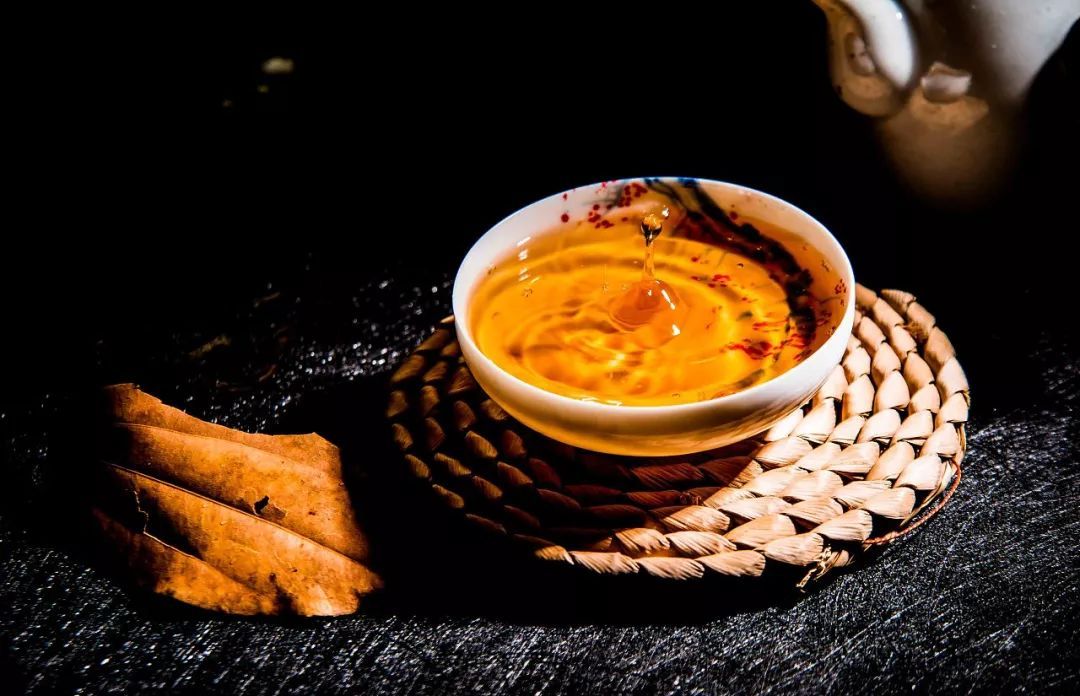 普洱茶既能提神又能安神?好矛盾,该如何正确饮用?