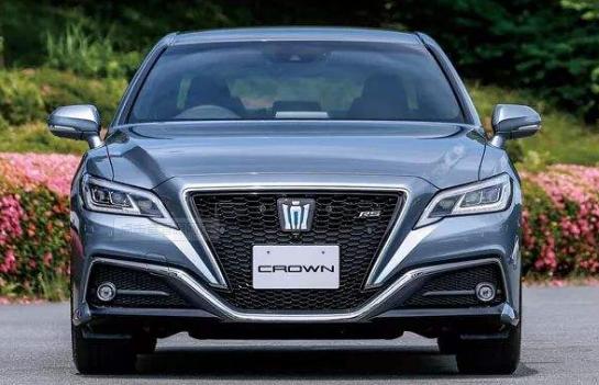 全新十五代皇冠实车现身啦