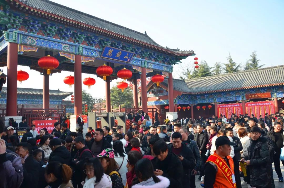 告别春节黄金周，万岁山庙会火爆依旧！（文末福利）__凤凰网