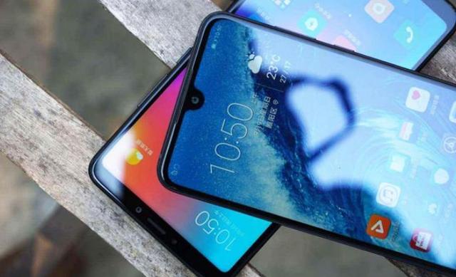 千元机又有新高度,小米将发布7.3英寸巨屏 6000毫安大电池的max4