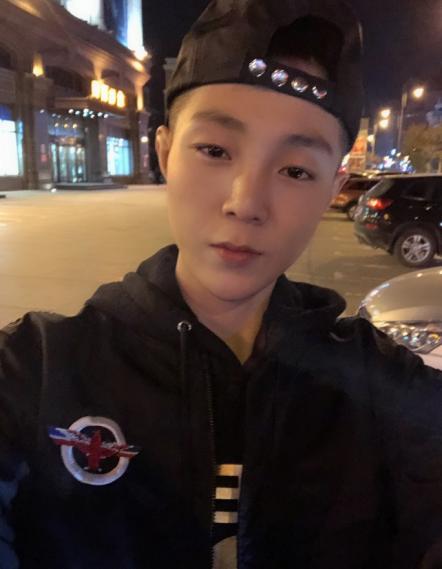 全网喊麦第一人高迪热情关心做公益