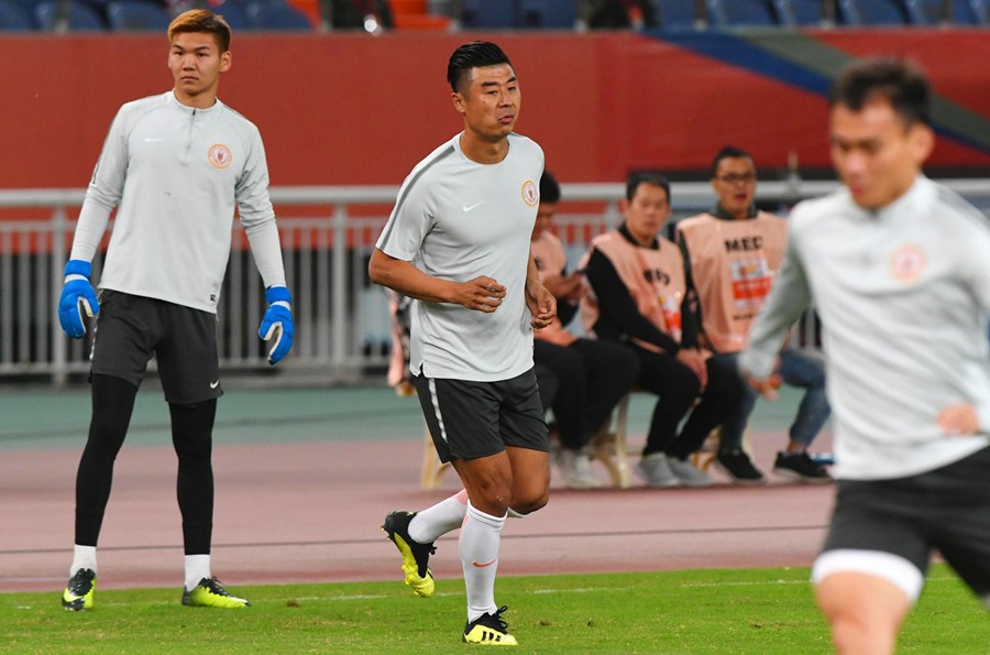 鲁能功勋球员退役,韩鹏曾率队重返中超,共为球队进球121球__凤凰网