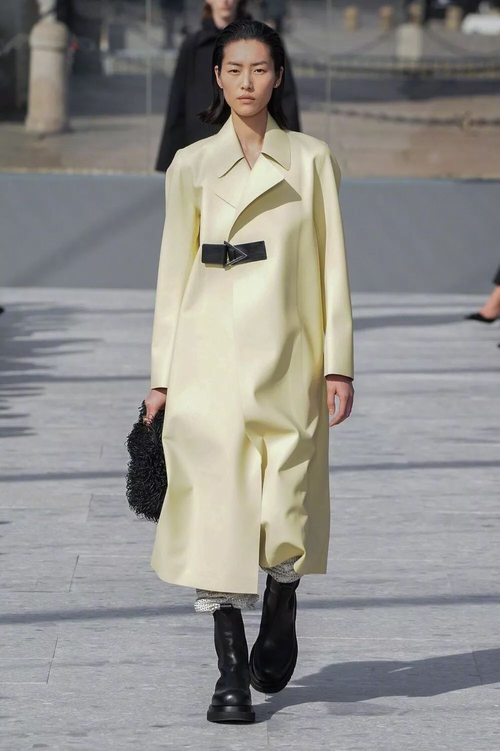 lee上任bv以来举办的首场成衣发布秀～超模刘雯,张丽娜以及模特新势力