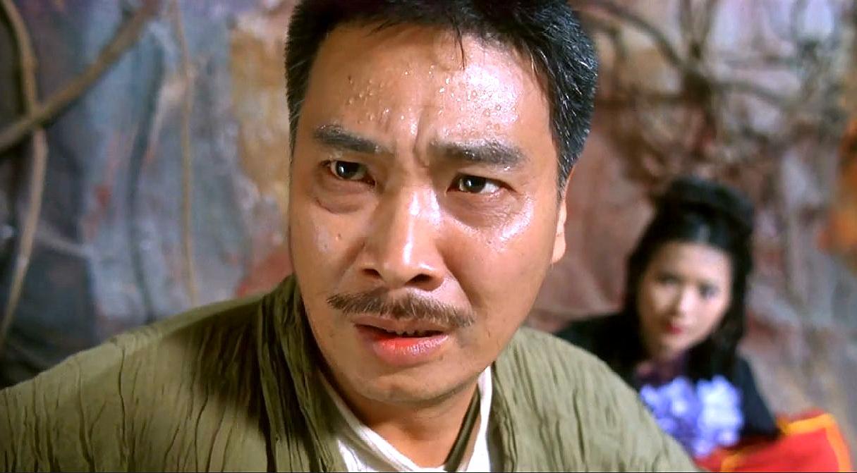 而在拍摄过程中,其环境是非常恶劣的,连吴京都对达叔张宀灰,身穿重