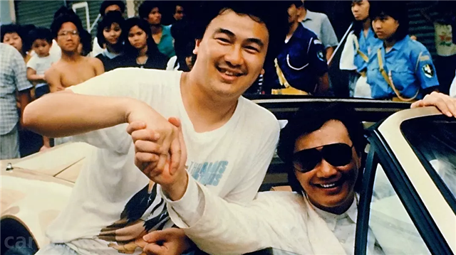 首先是许冠文许冠英两兄弟主演的《鸡同鸭讲》,斩获2937万港币,排名第