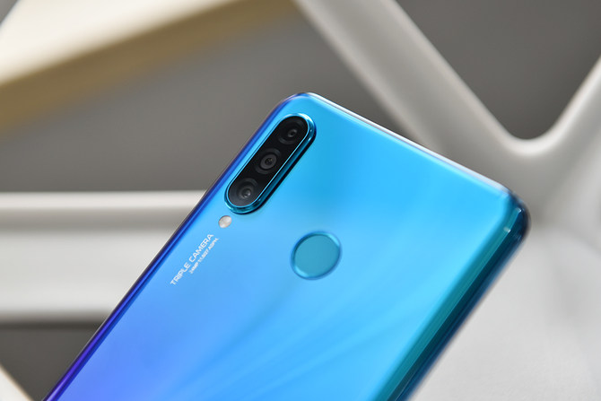 3200万像素高颜值自拍神器华为nova4e评测