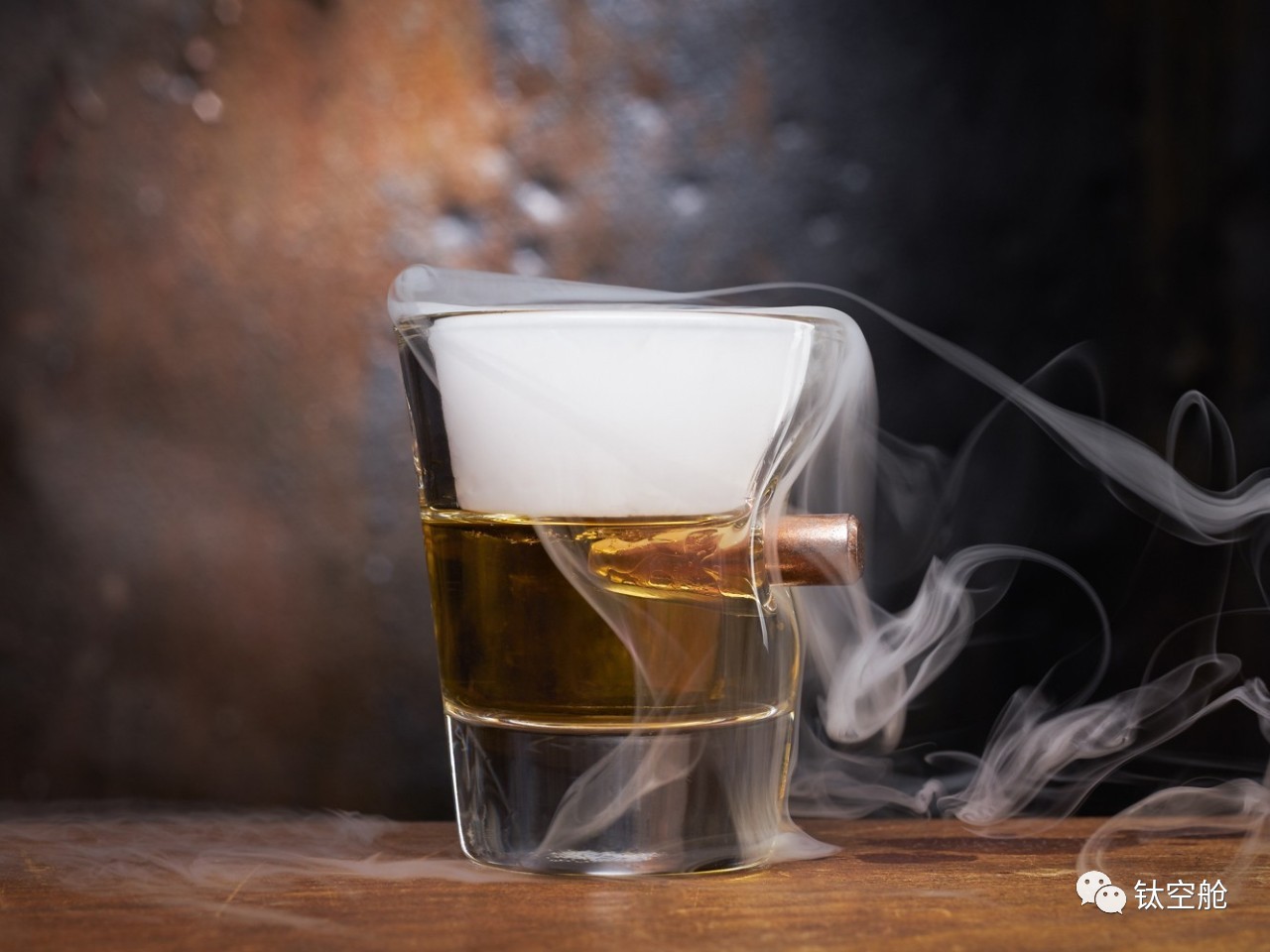 子弹与酒杯,这是一份专属于硬汉的节能浪漫手册| 钛空舱