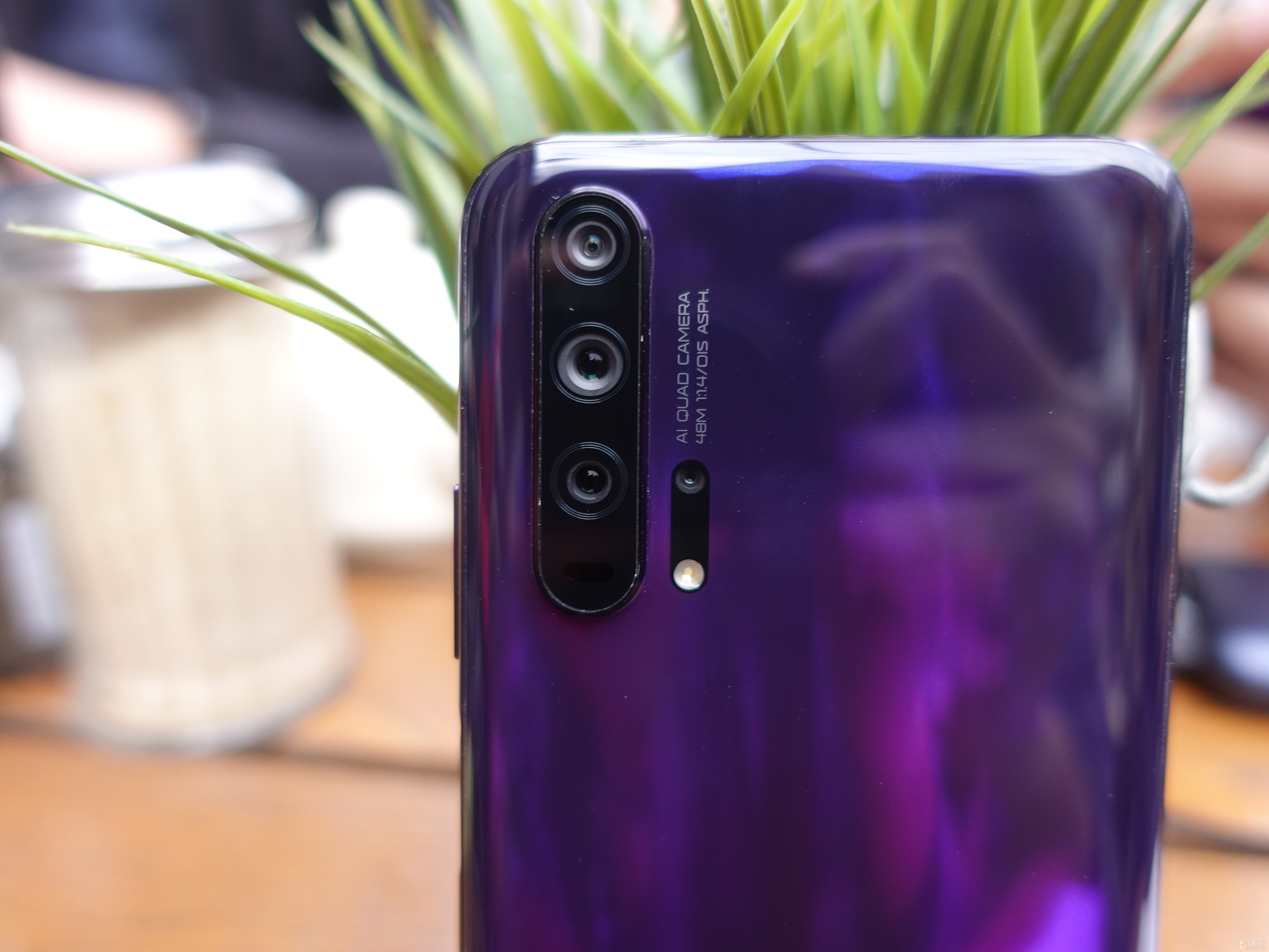 荣耀20pro幻夜星河现场图赏全焦段ai四摄美翻了