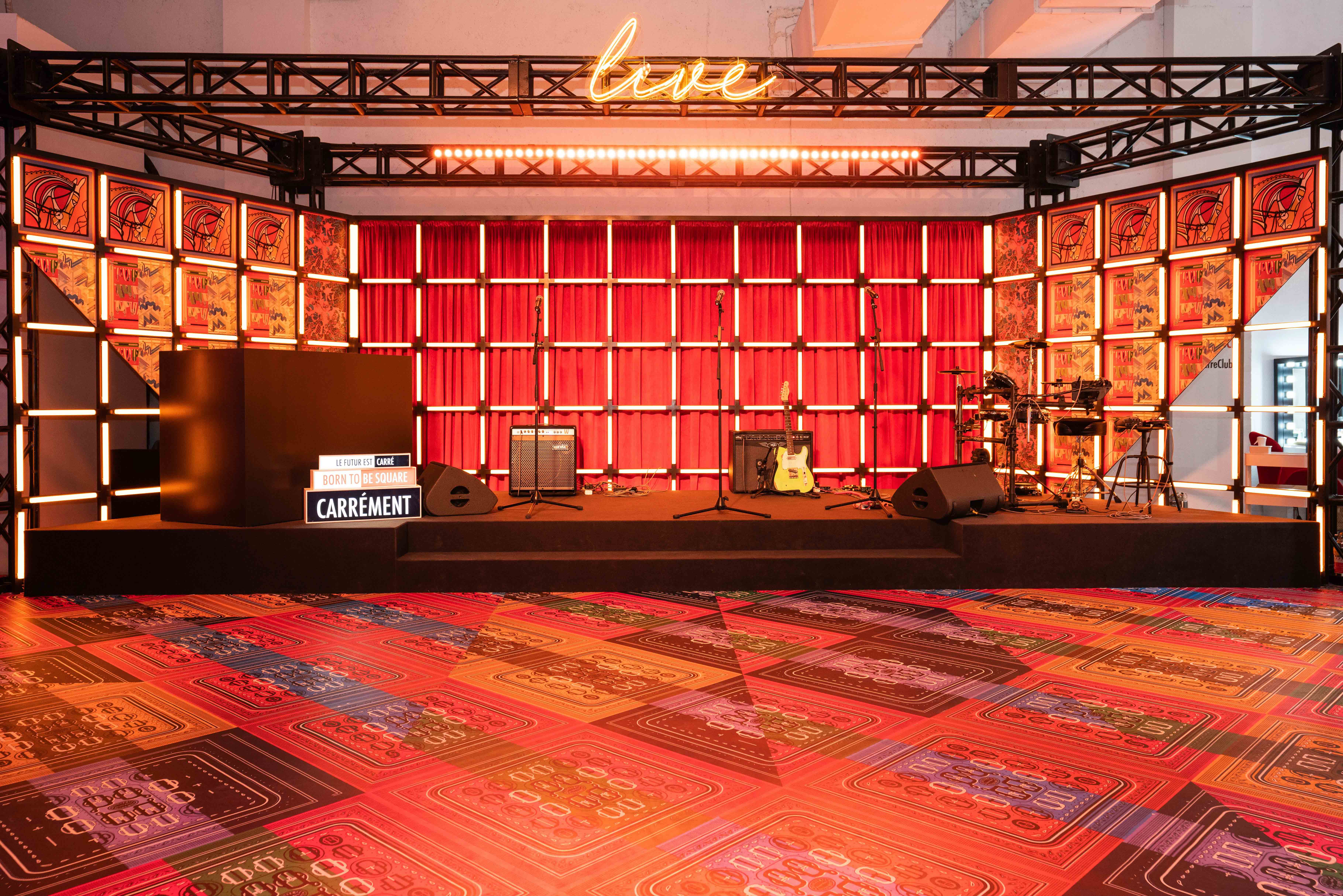 爱马仕方巾俱乐部hermèscarréclub