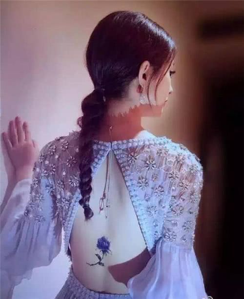 那些有纹身的明星baby是为了爱情而鹿晗的纹身却藏着她