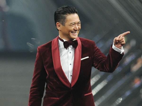 王晶谈不用内地演员为主角的原因，一是市场号召力，二是演技！__凤凰网