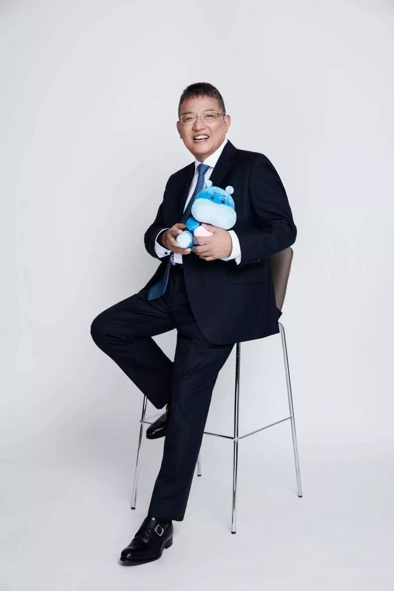 盒马鲜生CEO侯毅：保命狂奔__凤凰网