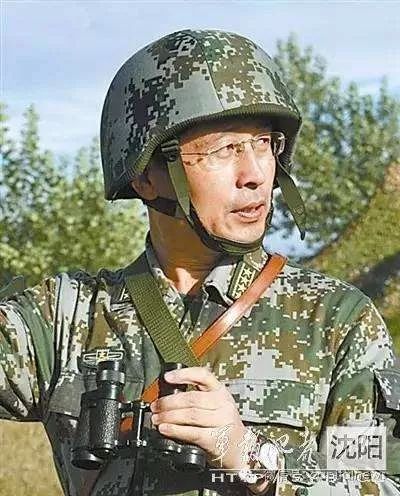 宜兴籍少将黄铭已任陆军副司令员