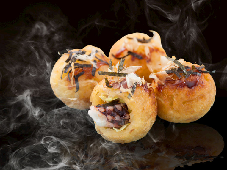 给大家介绍一款美食章鱼烧做法也有哦