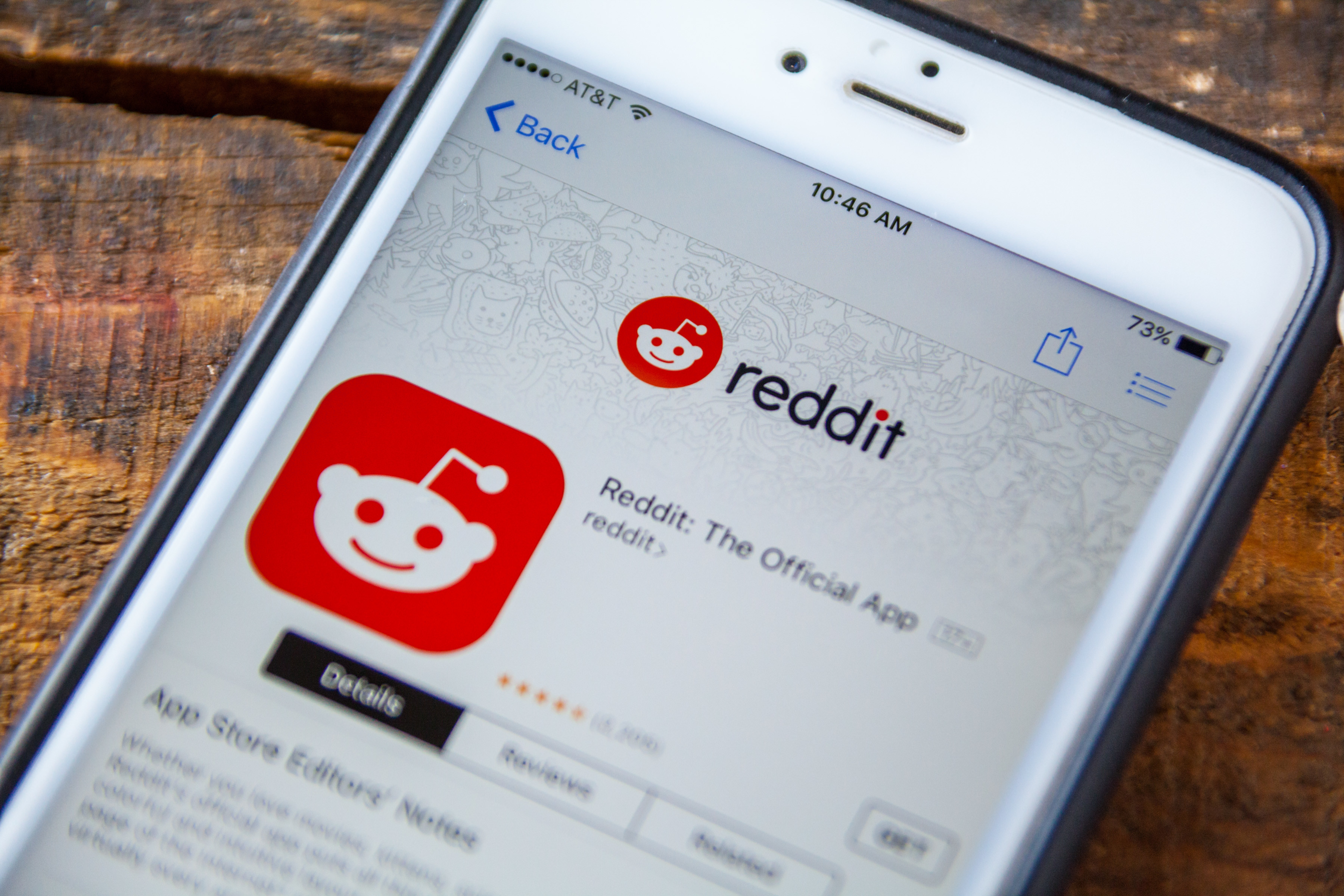 查看更多高清图片投稿来源:脑极体提起有"互联网头版"之称的reddit,你