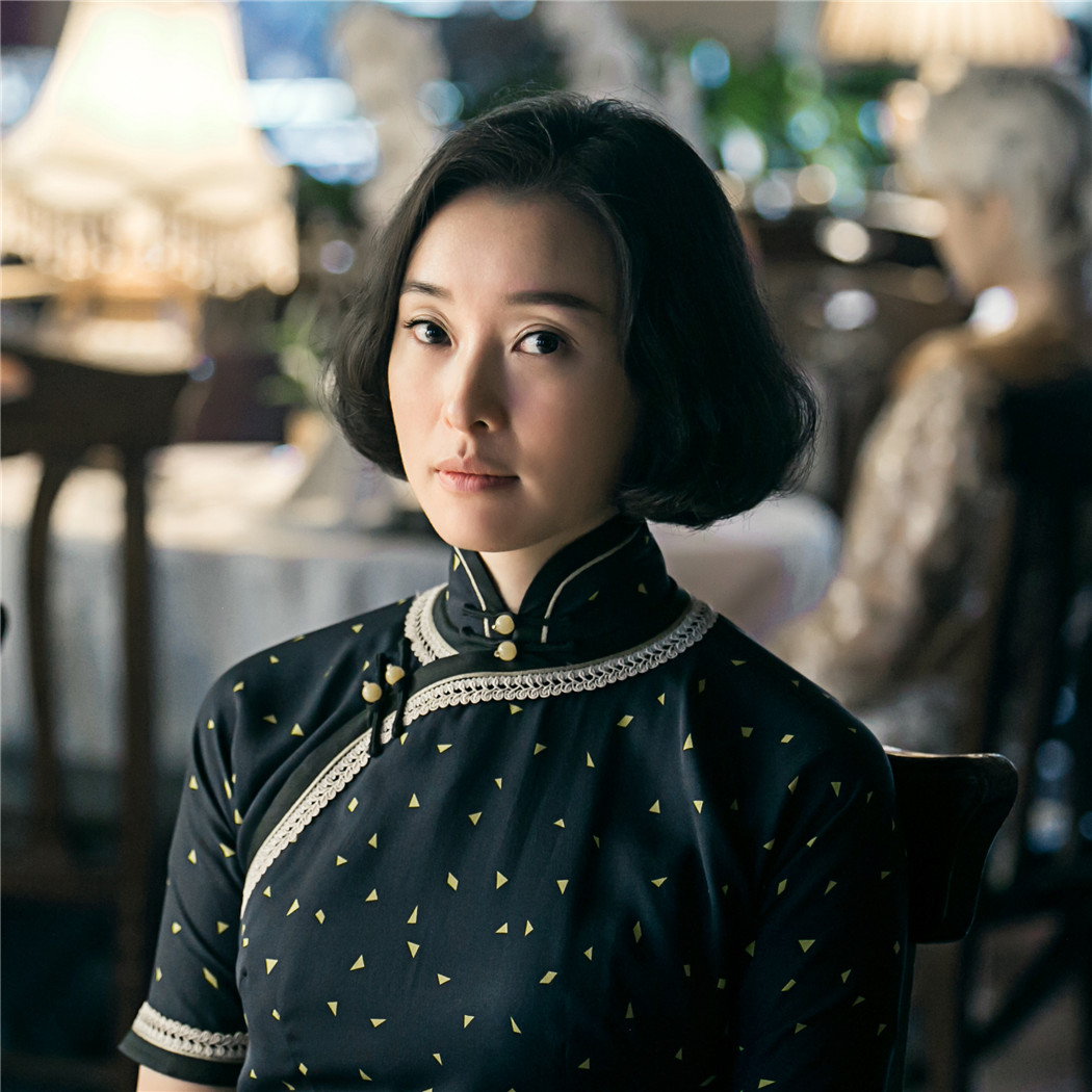 《神探柯晨》悬疑上线 吴越民国扮相优雅