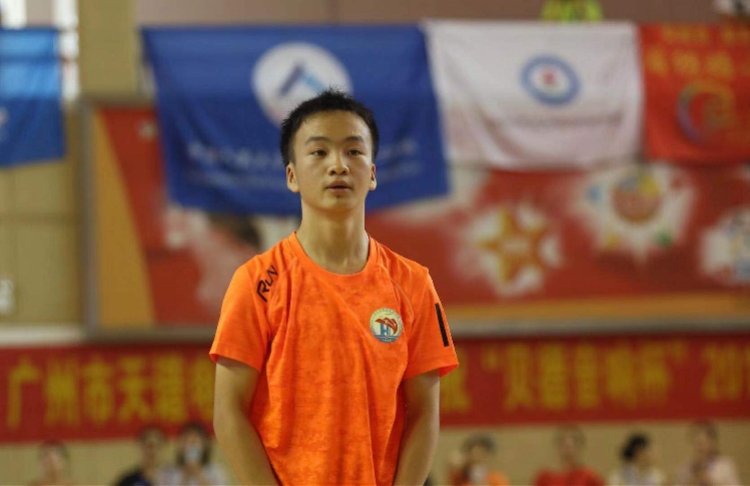 全国跳绳联赛总决赛广州开赛,"光速小子",世界冠军岑小林现身