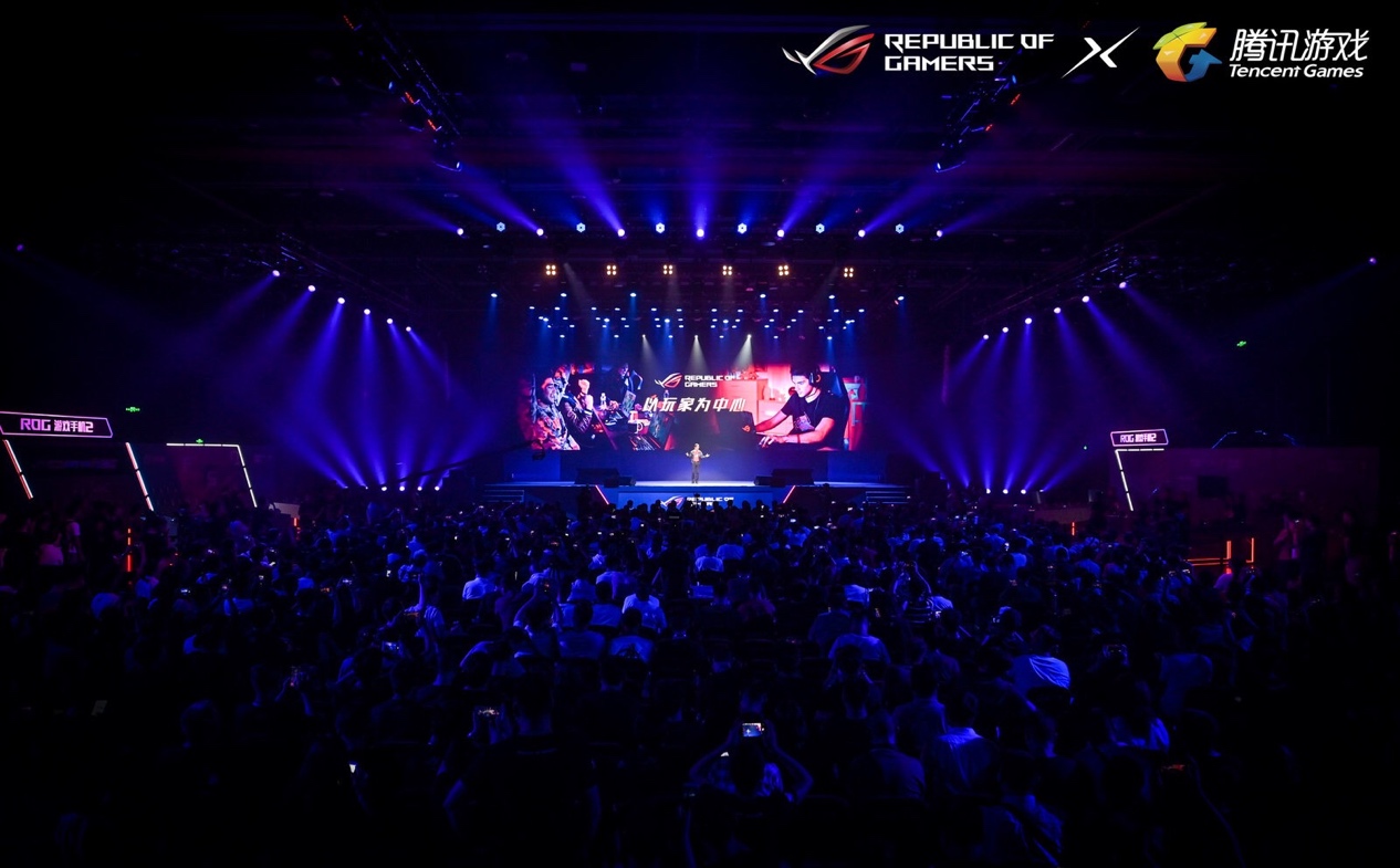 华硕显卡亮相rog2019新品发布会