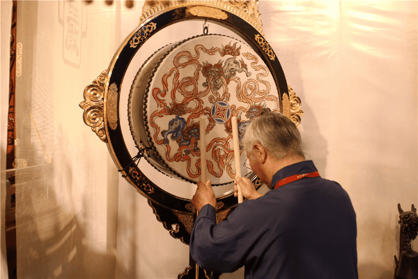 鼓是如何被引入佛教中的,发挥着哪些作用?__凤凰网