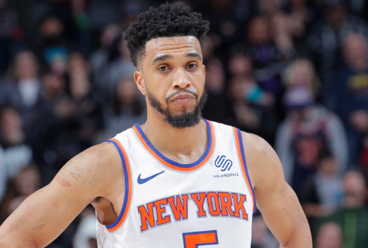 考特尼-李今日接受复查,已被允许参加球队完整训练