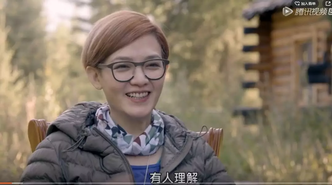 曾经有一个心理学的实验,叫做 视崖实验.