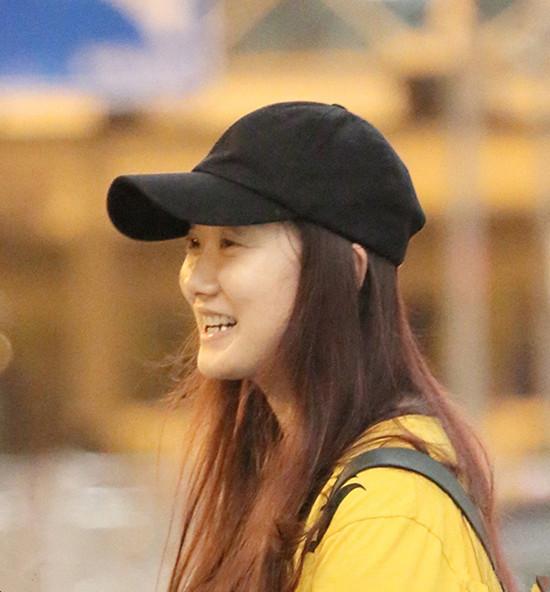 凤凰传奇玲花素颜近照曝光 网友们看完简直不敢认 一下老了十岁