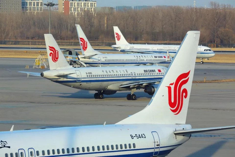 分享| fatzong说国航737:后舱有3个厕所你造吗