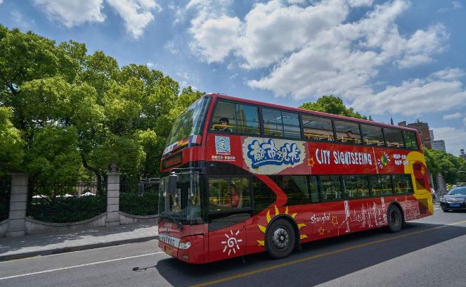 公交双层巴士即将上路.__凤凰网