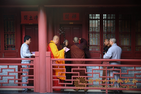 莫迪给年轻人提出“闭关”忠告 但你真的了解闭关吗?_凤凰网