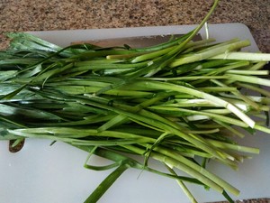 奶奶教的韭菜鸡蛋饼,做法经典,出锅香浓,好吃到爆__凤凰网