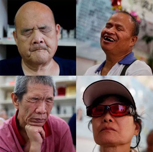 普通人一目了然的内容,恰恰是双目失明的人极度渴望,却又无法靠猜测