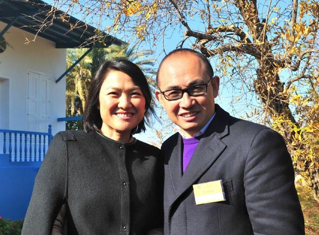 说到夫妻企业,相信大家第一时间会想到潘石屹张欣,黄光裕杜鹃两夫妻